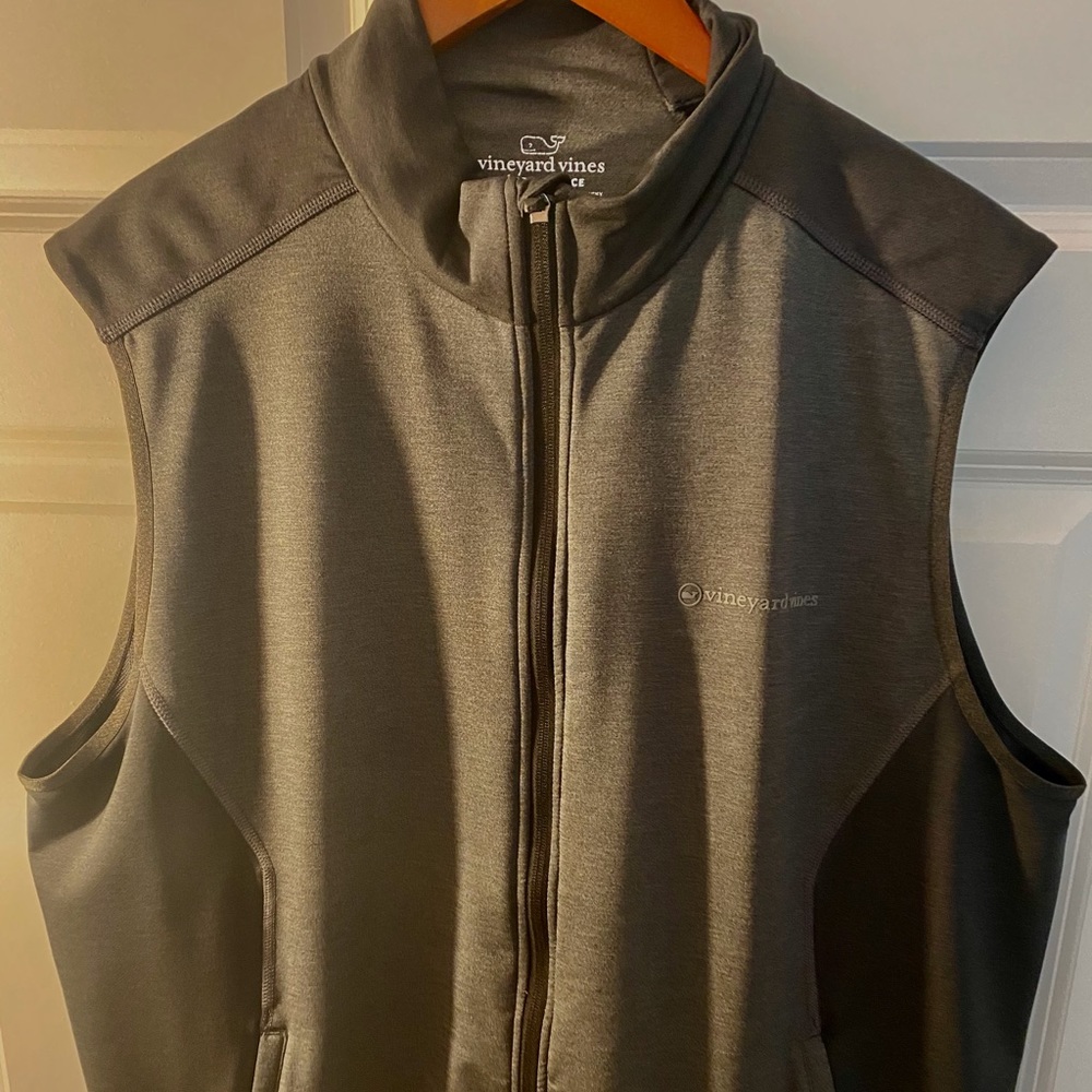 Vineyard Vines Performance Vest